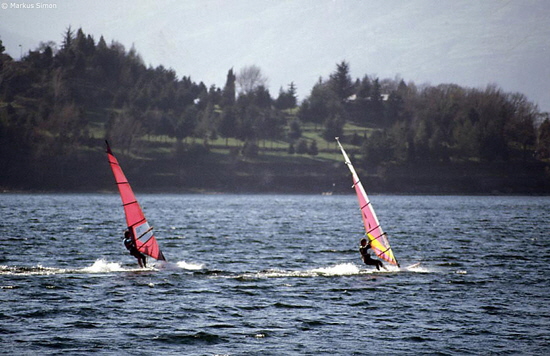 �1989-04 10