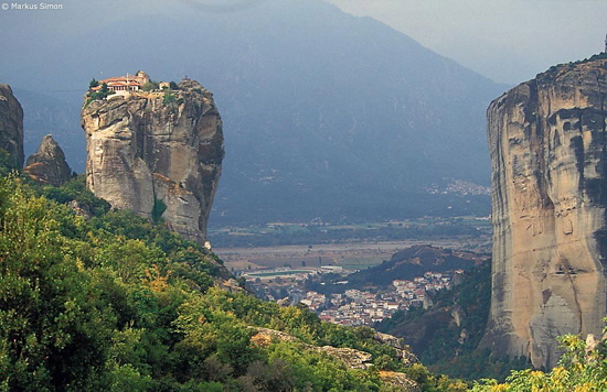 meteora frauenkloster+stadt